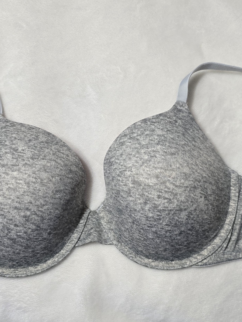 Victoria's Secret Heather Gray Padded T-Shirt Bra 32DDD NWOT